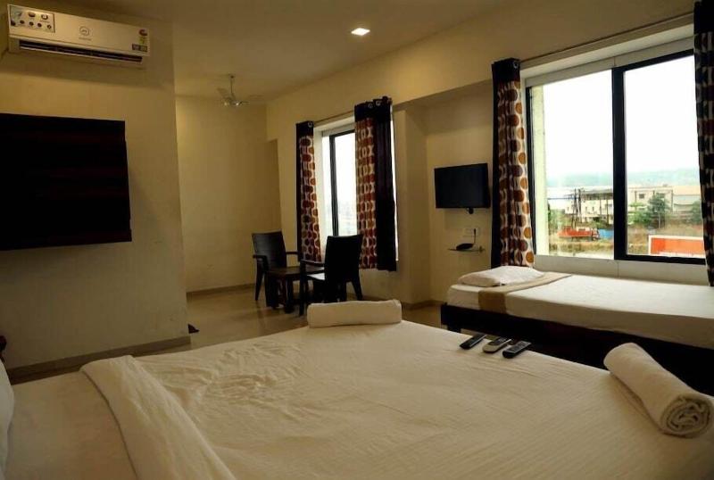 Hotel Krushna Express Inn image