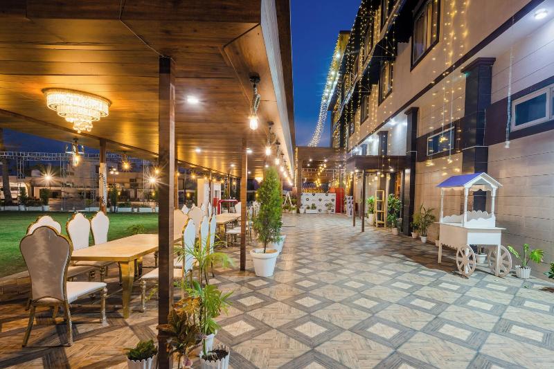 Hotel Vasdaa Grand