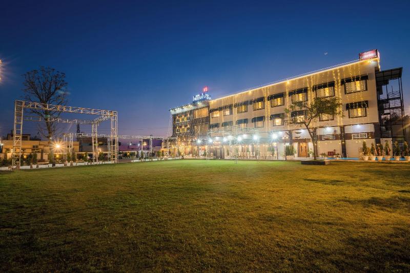 Hotel Vasdaa Grand