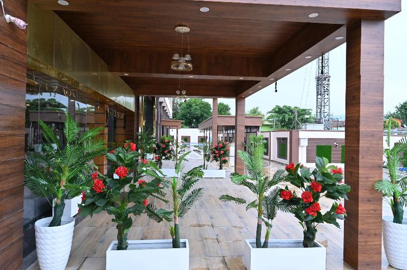 Hotel Vasdaa Grand