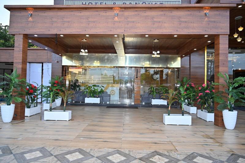 Hotel Vasdaa Grand