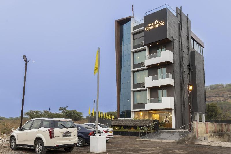 Hotel Opulence — general view