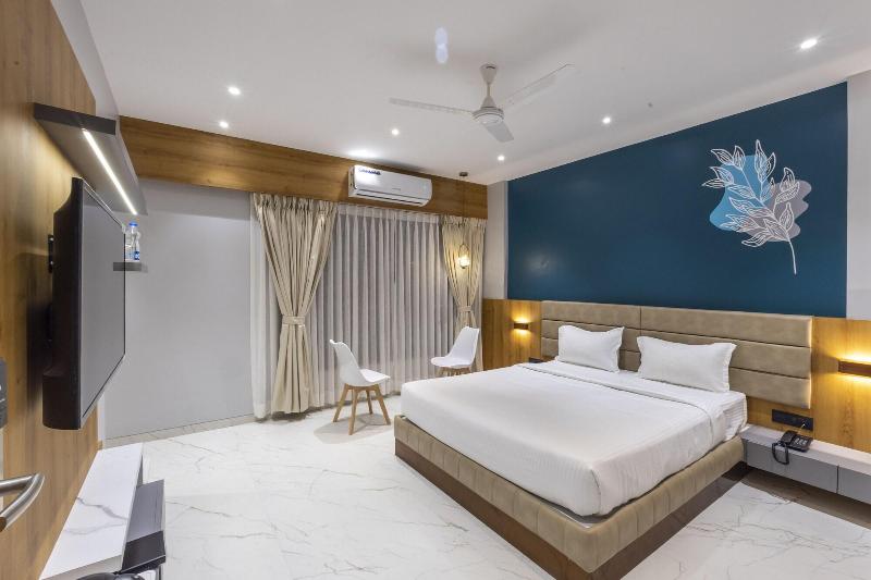 Hotel Opulence — view