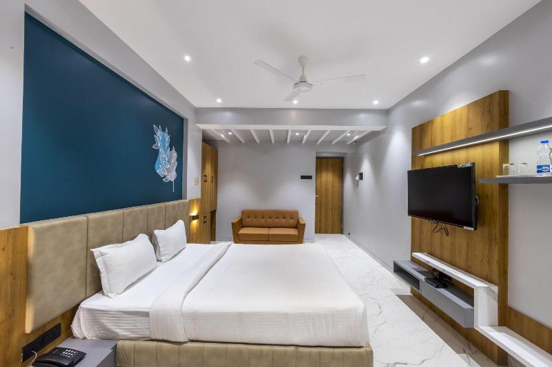 Hotel Opulence image