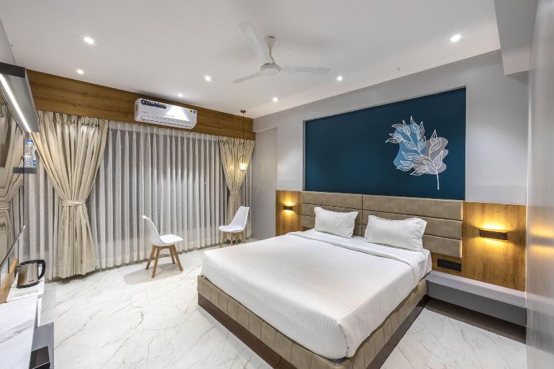 Hotel Opulence image