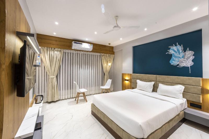 Hotel Opulence image