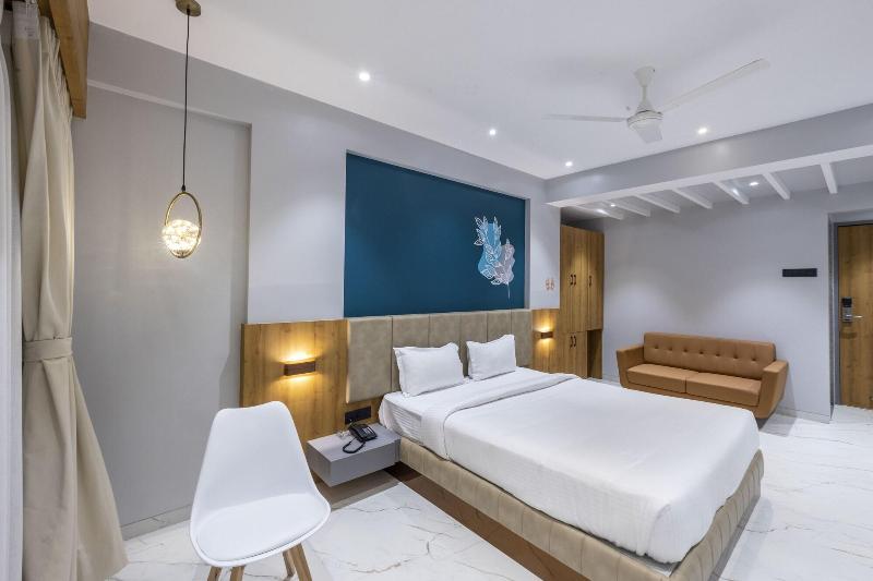 Hotel Opulence image