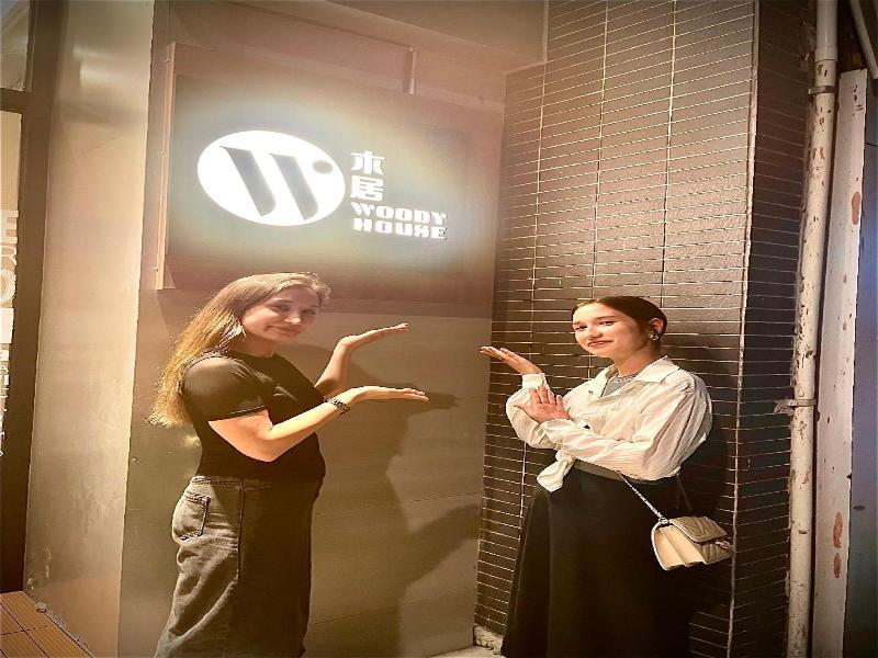 China Rich Hotel image