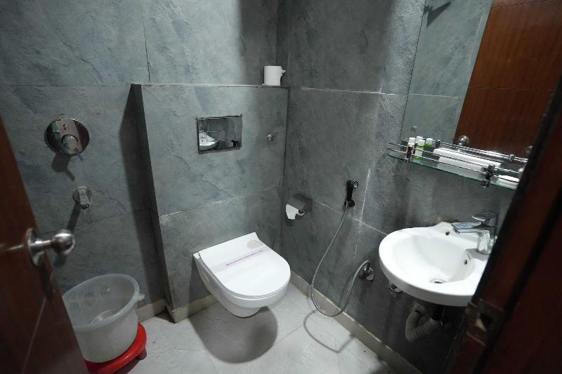 Sarla Hotel Inn image