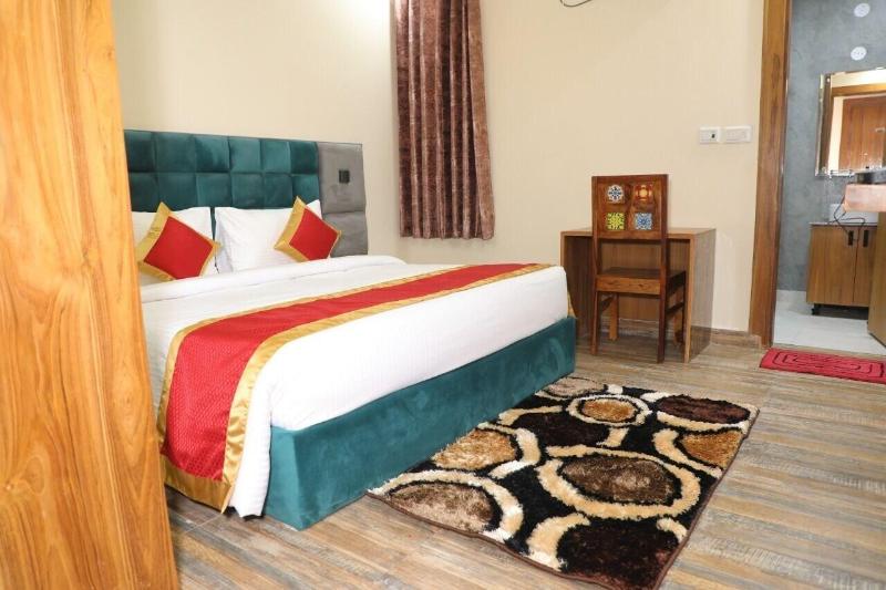 Sarla Hotel Inn image