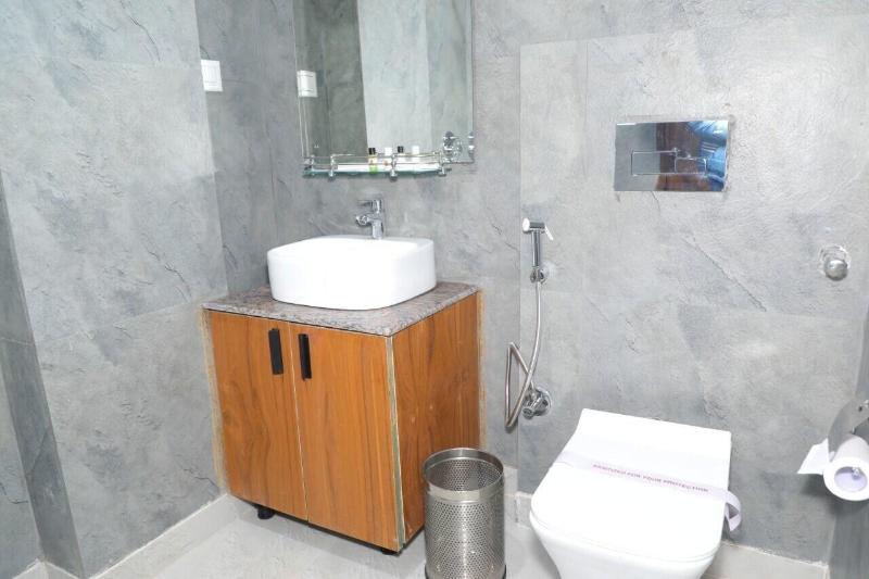 Sarla Hotel Inn image
