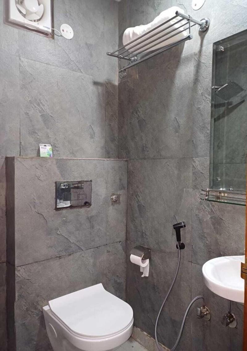 Sarla Hotel Inn image