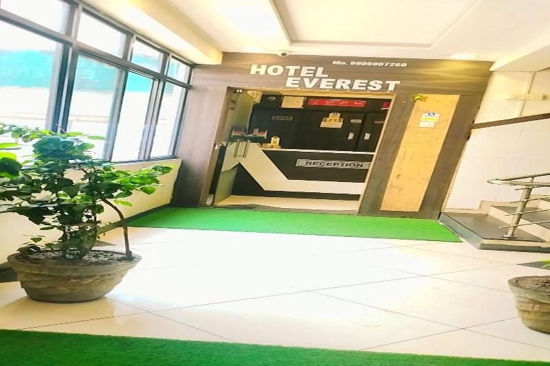 Everest Hotel image