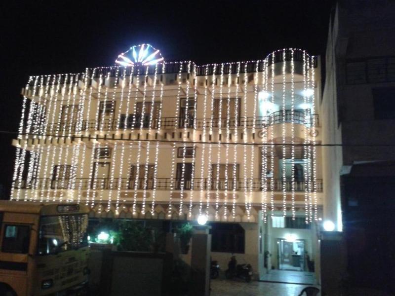 Hotel Man Sagar — general view