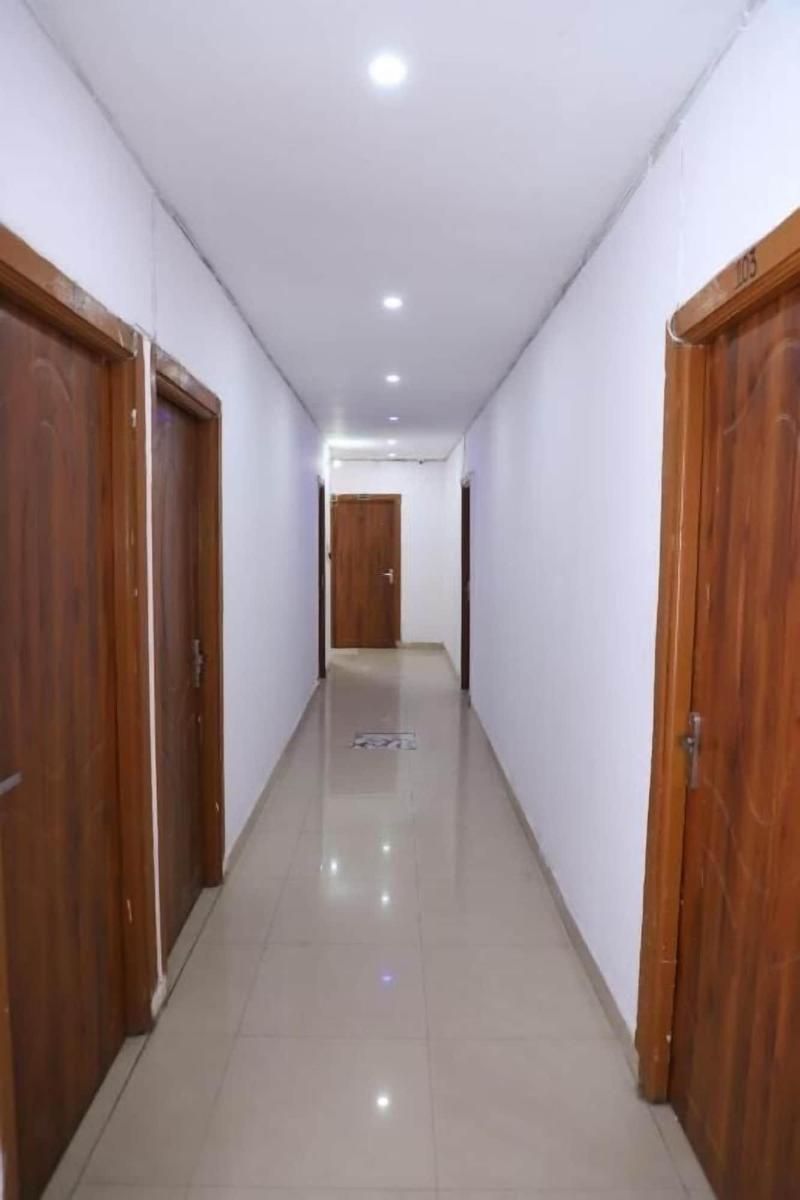 Hotel Axiom Prime — general view