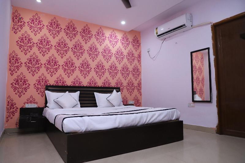 Hotel Axiom Prime image