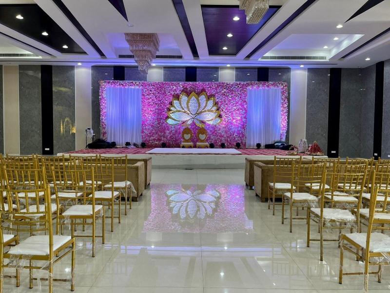 Ratnapriya Hotel And Resort