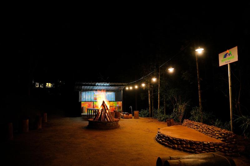 Misty Range Resorts image