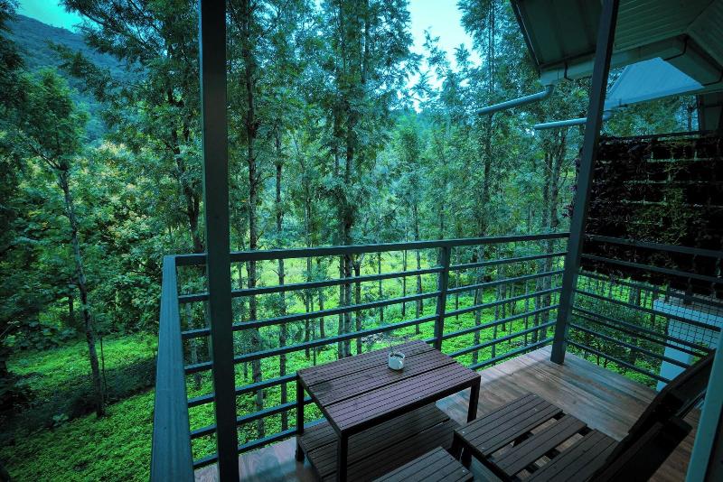 Misty Range Resorts image
