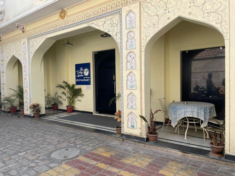 Albana Haveli — general view