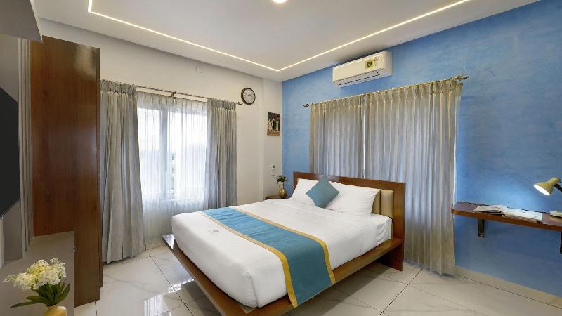 Royal Tusker Luxury Service Apartments image