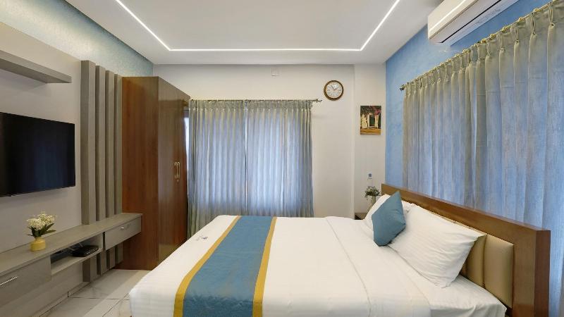 Royal Tusker Luxury Service Apartments image