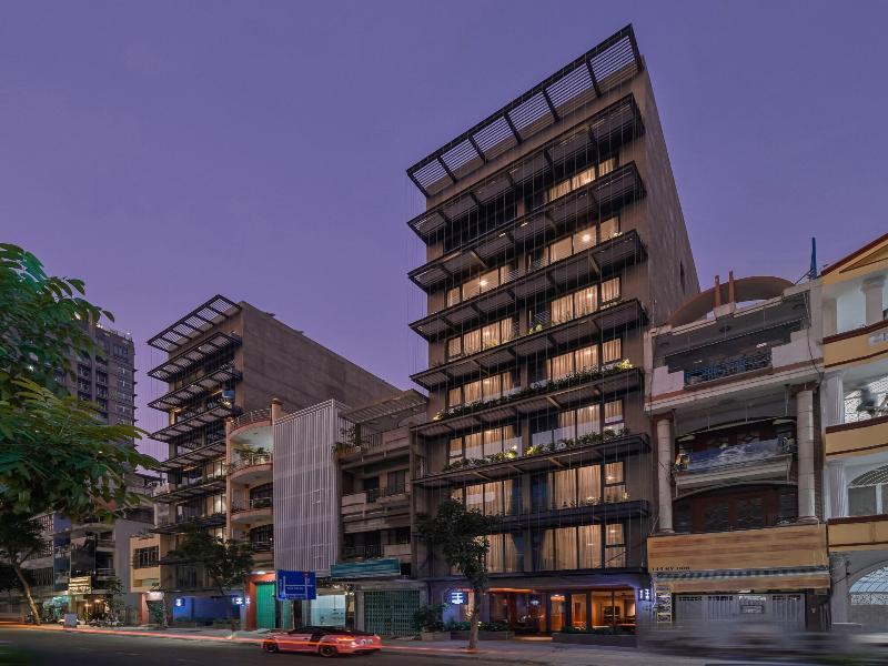 Triple E Hotel Metro Ben Thanh image