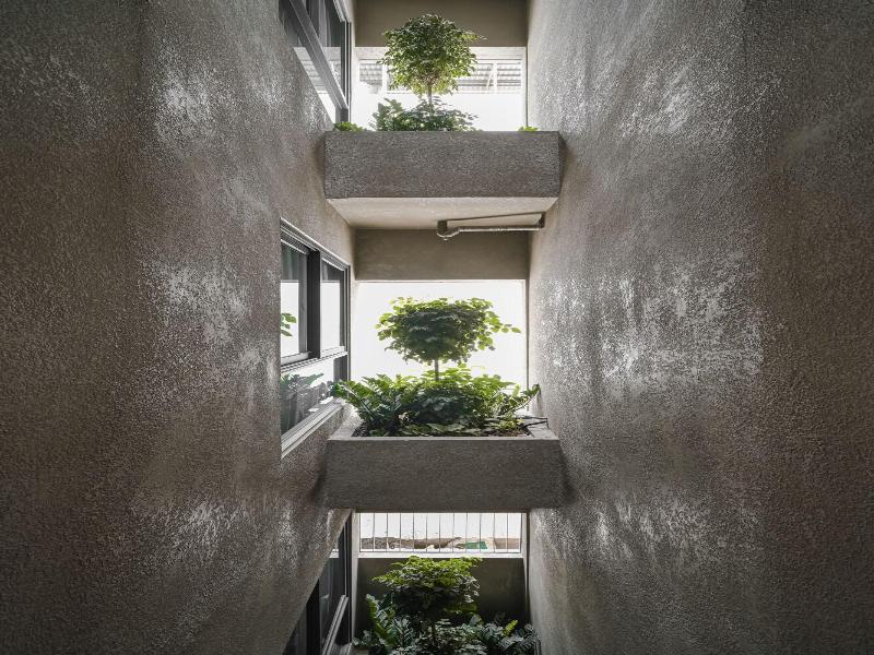 Triple E Hotel Metro Ben Thanh image