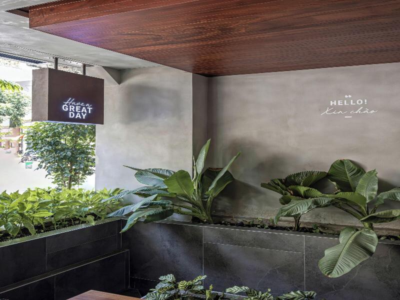 Triple E Hotel Metro Ben Thanh image