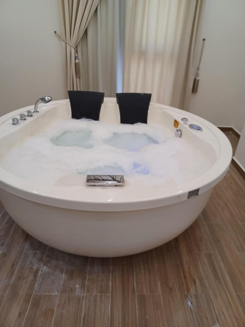 Golden Elite Hotel image