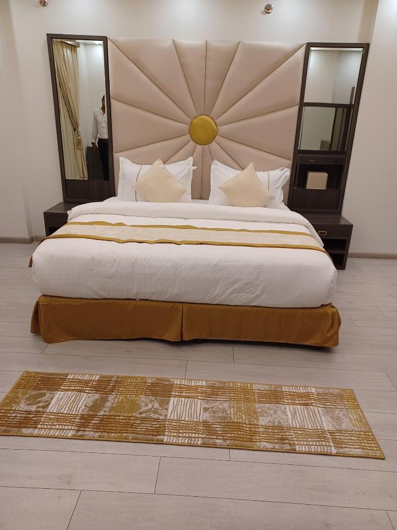Golden Elite Hotel image