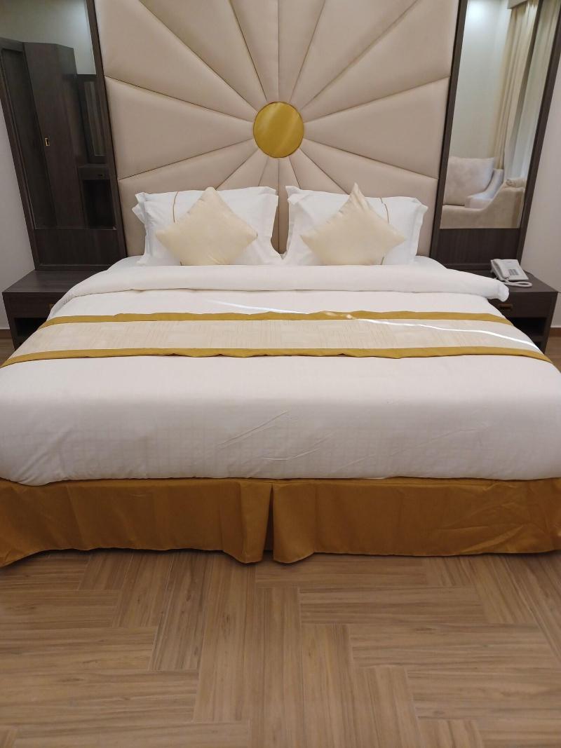 Golden Elite Hotel image