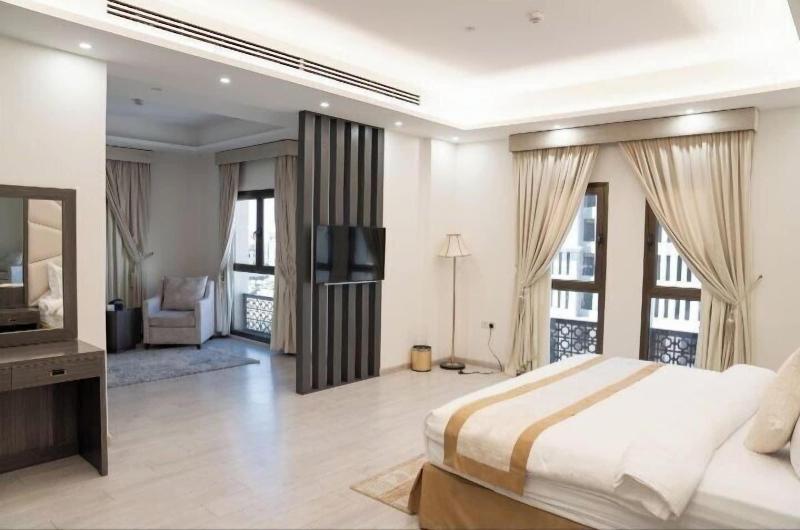 Golden Elite Hotel image