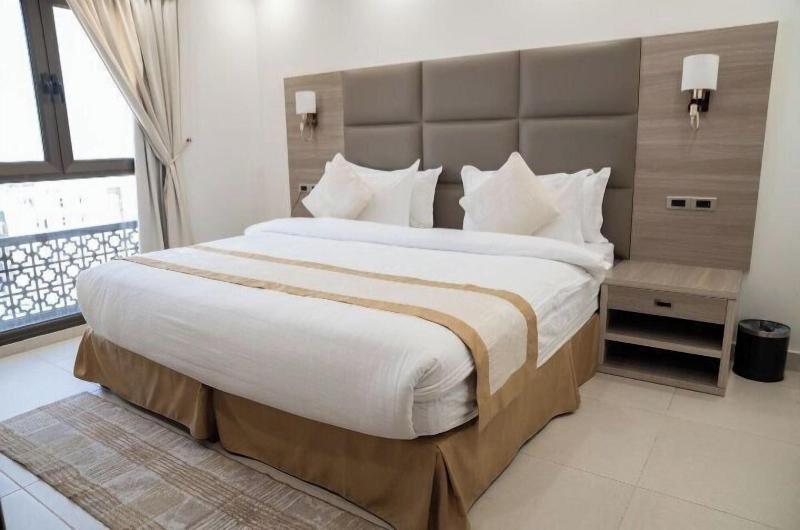 Golden Elite Hotel image
