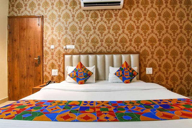 Fabhotel K9 Regency — view