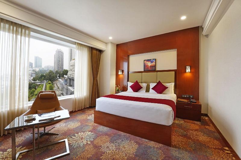 Kingston Hotel image