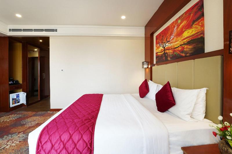 Kingston Hotel image