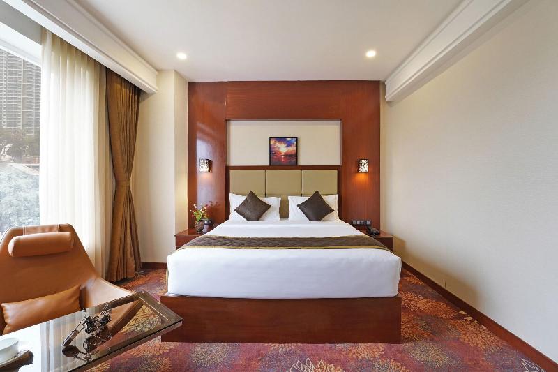 Kingston Hotel image
