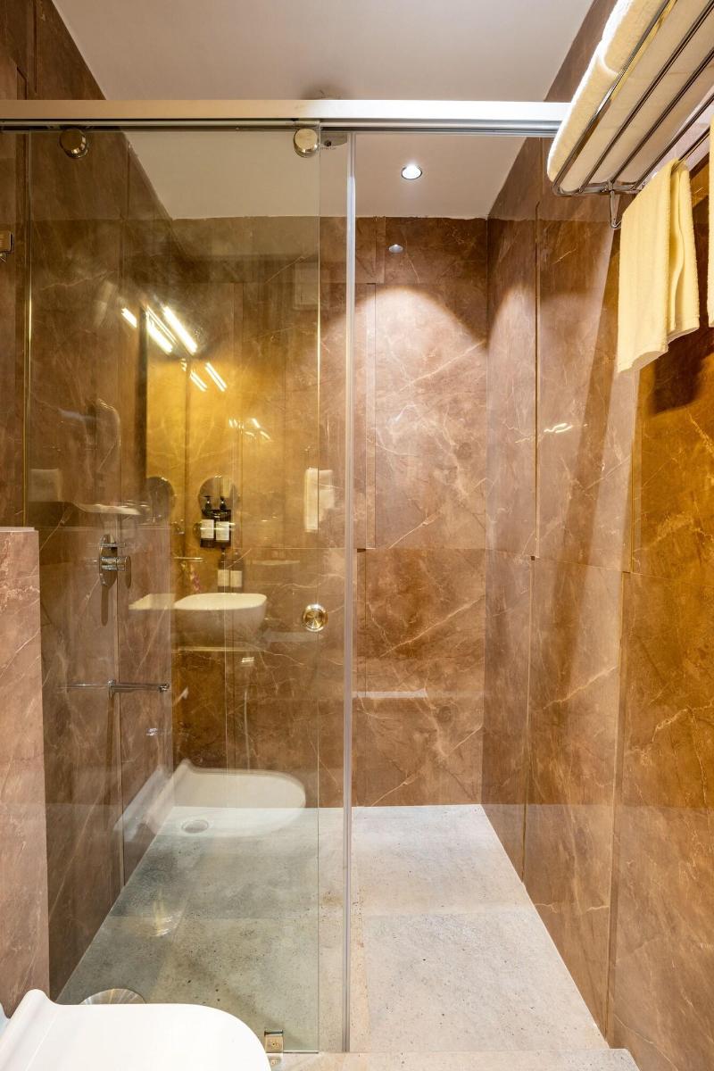 Regenta Place Raaj Agra image
