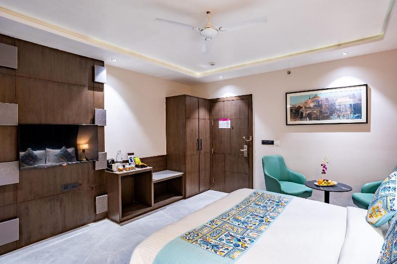 Regenta Place Raaj Agra image