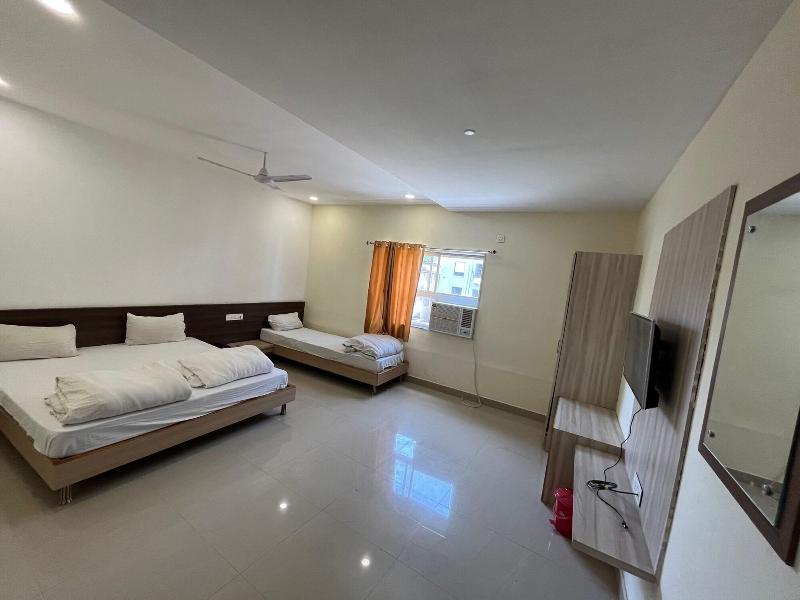 Hotel Pratap Heights 3