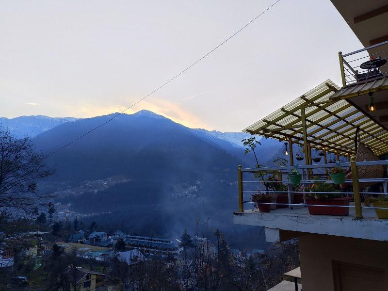 Elegance Retreat Manali Luxury Stay image