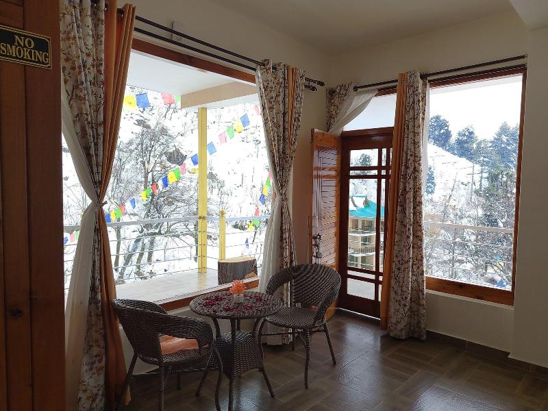 Elegance Retreat Manali Luxury Stay image