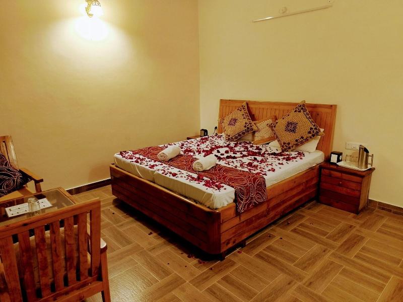 Elegance Retreat Manali Luxury Stay image