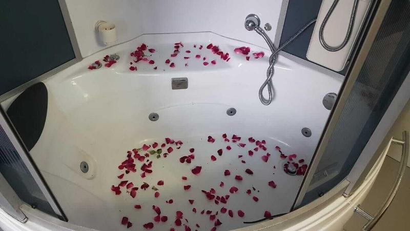 Elegance Retreat Manali Luxury Stay image