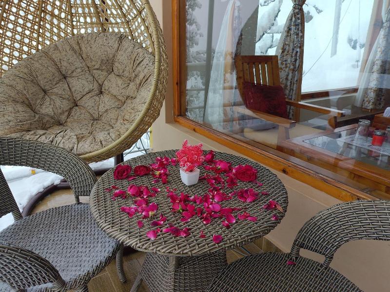 Elegance Retreat Manali Luxury Stay image