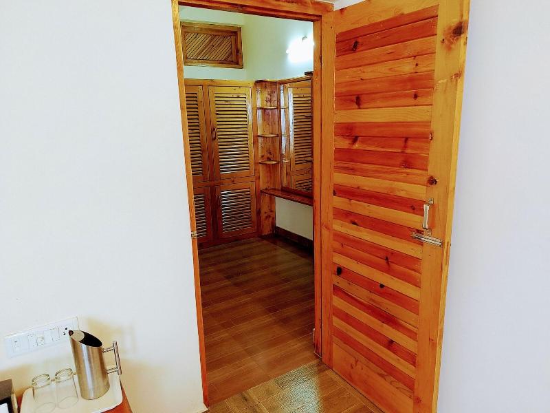Elegance Retreat Manali Luxury Stay image