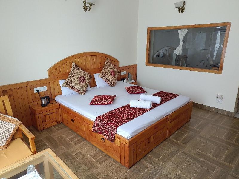 Elegance Retreat Manali Luxury Stay image