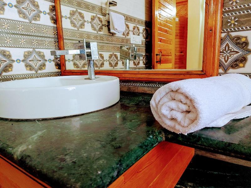 Elegance Retreat Manali Luxury Stay image