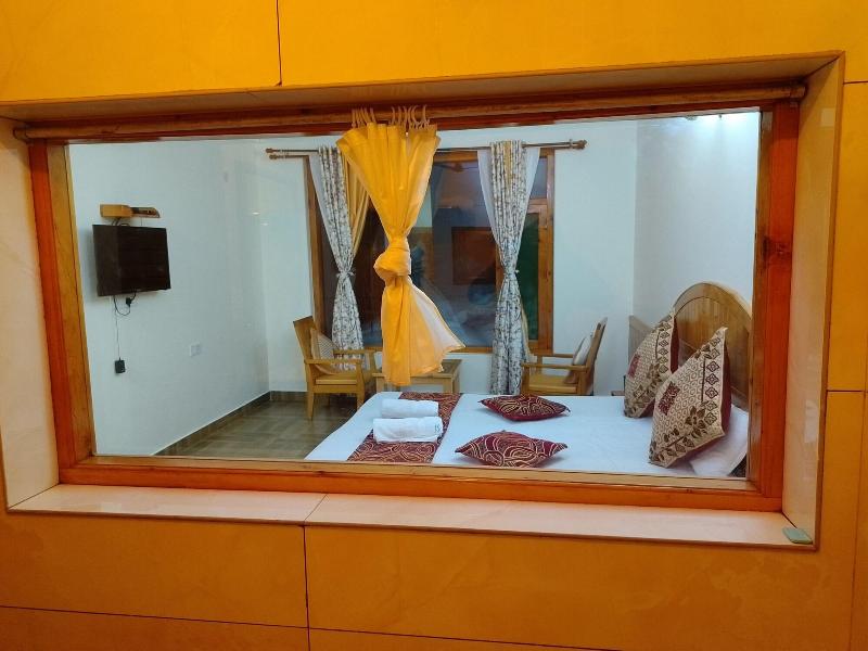 Elegance Retreat Manali Luxury Stay image